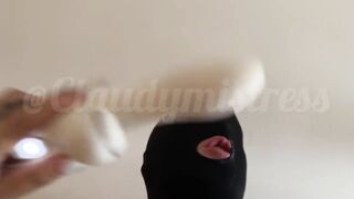 Claudia Domina - Toutou à fini par nettoyer mon jouet [Flokossama]